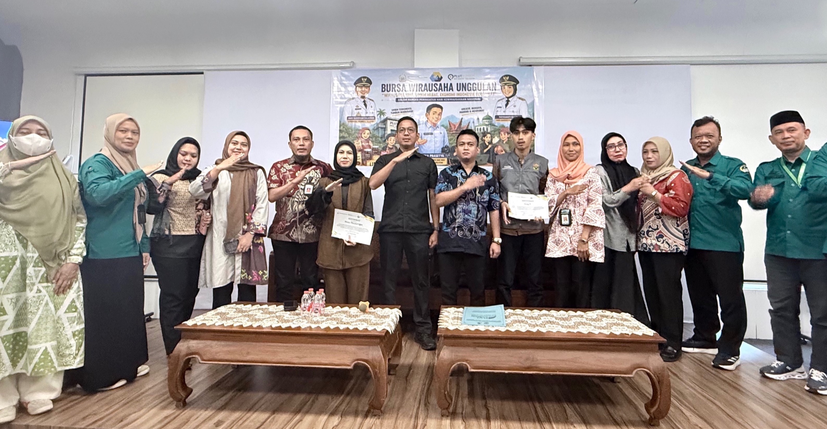     Hari Kewirausahaan Nasional 2026, Sulsel Perkuat Ekosistem UMKM Lewat Bursa Wirausaha